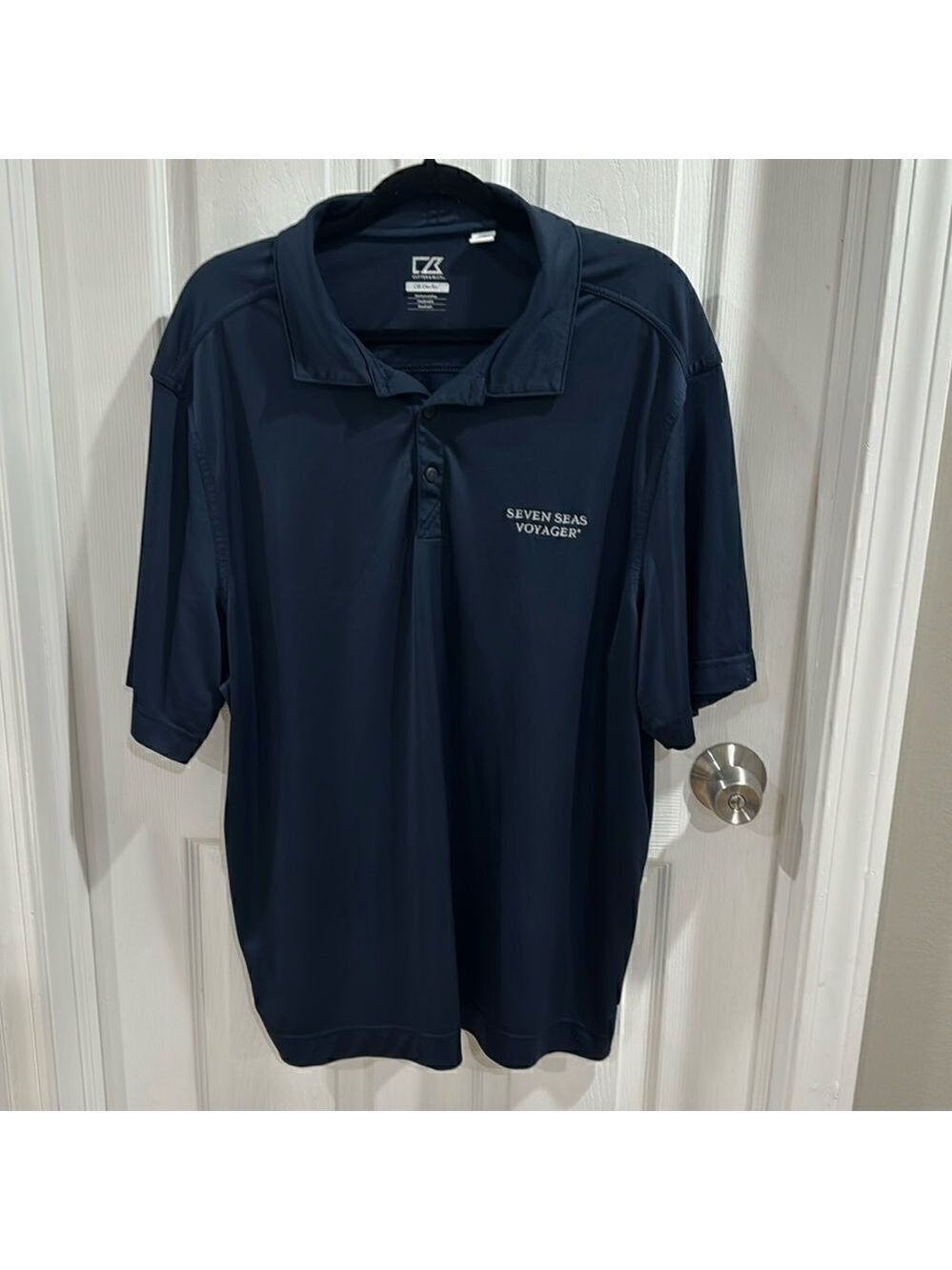 CUTTER & BUCK POLO SHIRT. NAVY BLUE.